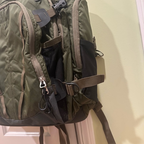 Field & Stream Backpack - Picture 2 of 4